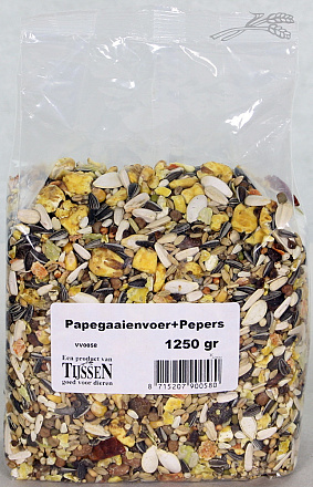 Papegaaivoer met Pepers 1250 gr